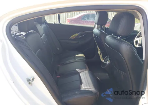 2015 Buick Lacrosse Leather z USA, uszkodzony, nr VIN 1G4GB5G33FF230218